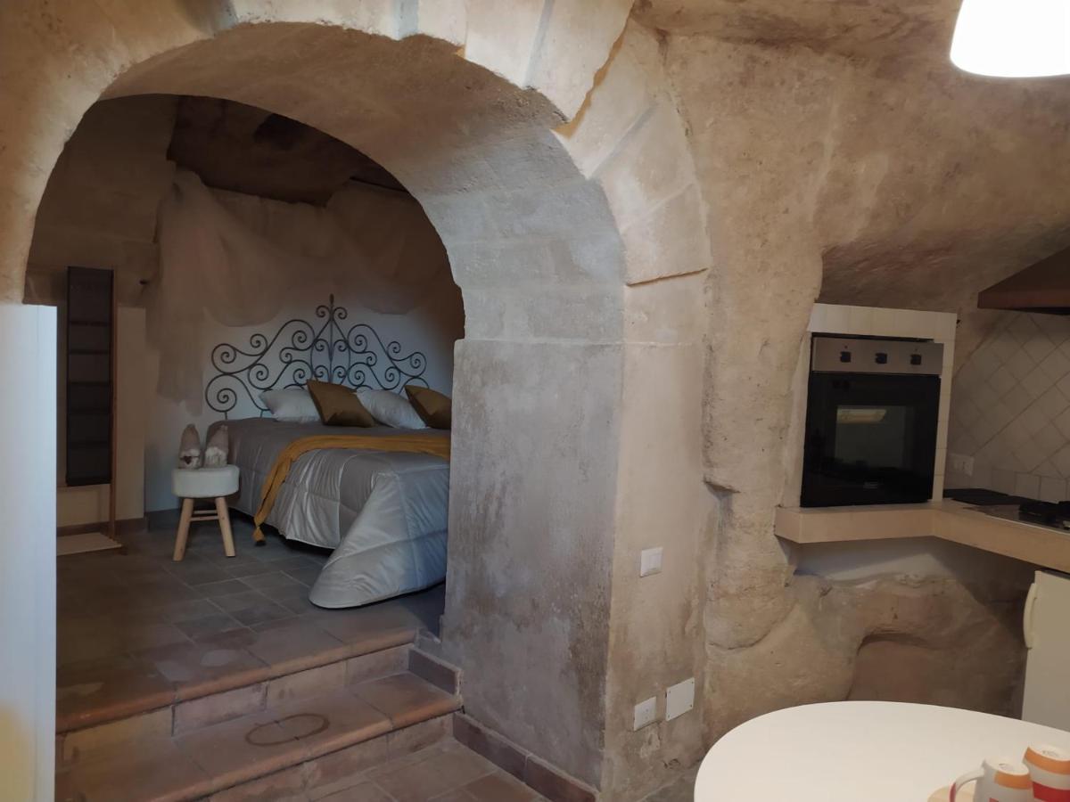Palazzo Lombardi Cave & Suite Matera Bilik gambar